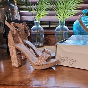 Women's Tan Platform Sandals